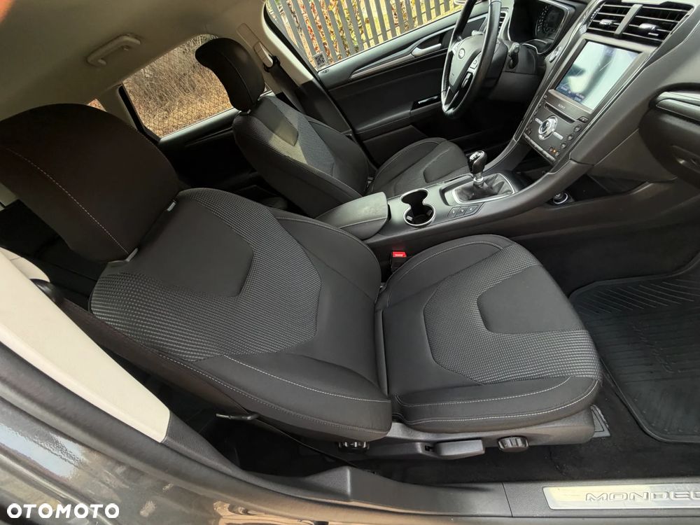 Ford Mondeo SW 2.0 EcoBlue Titanium - 11