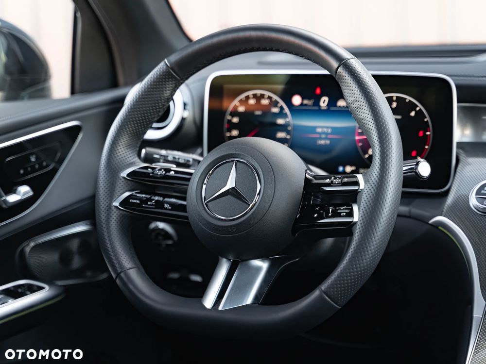 Mercedes-Benz GLC 300 d mHEV 4-Matic AMG Line - 22