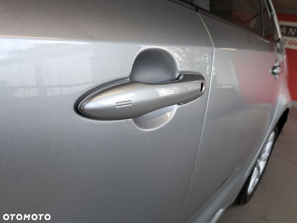 Toyota Corolla 1.8 Hybrid Comfort - 36