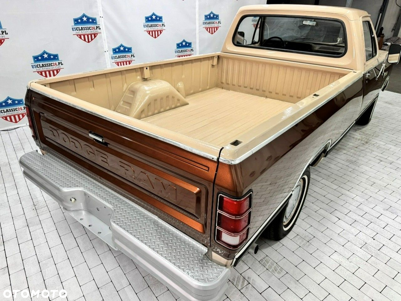 Dodge RAM - 17