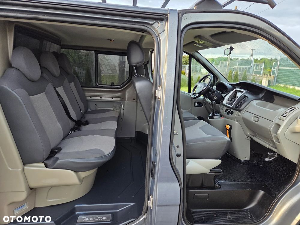 Renault TRAFIC LONG KLIMA TEMPOMAT ORYGINAŁ DUBEL KABINA ZADBANY FULL OPCJA DOPOSAŻONY - 9