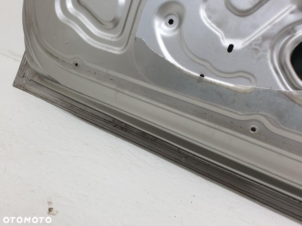 DRZWI PRAWY PRZÓD PRZEDNIE Z158 OPEL VECTRA C - 9