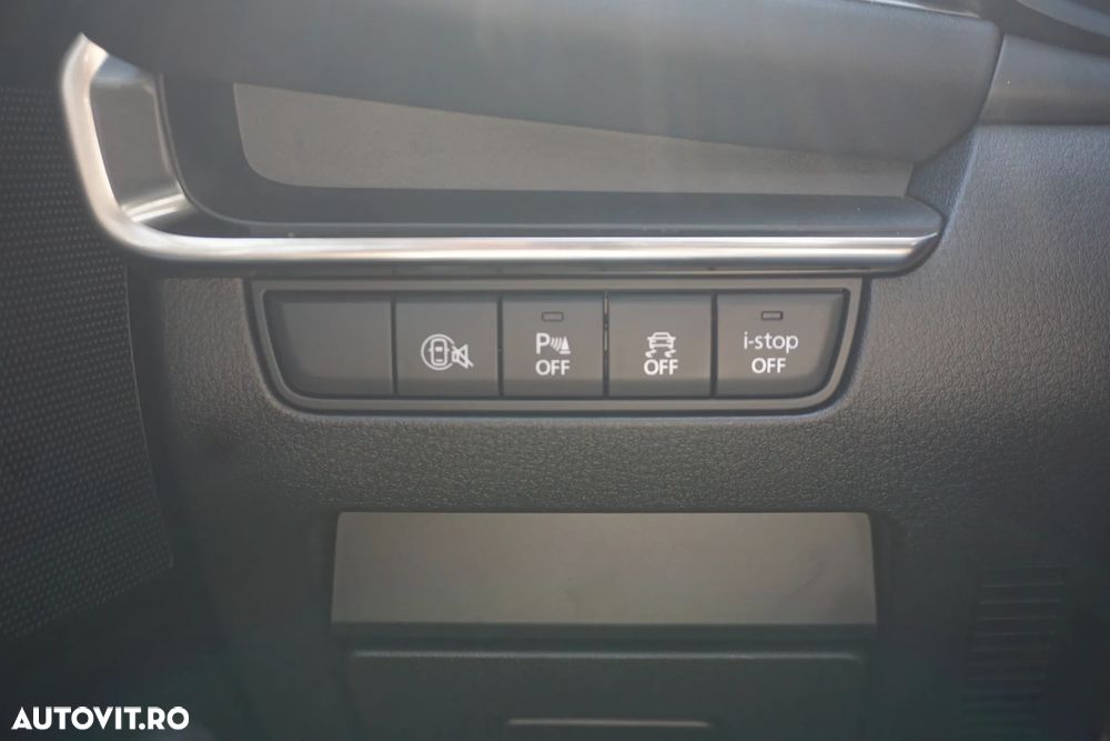 Mazda 3 e-Skyactiv X186 MHEV Center-Line - 18