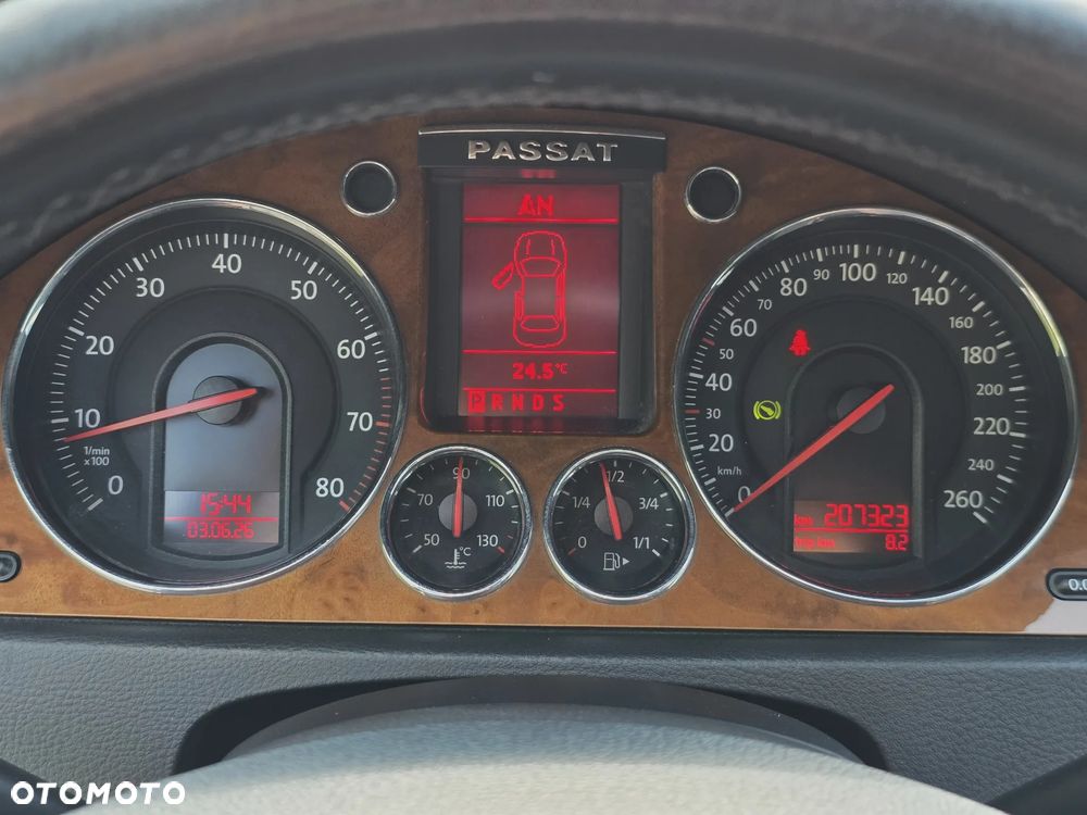 Volkswagen Passat 2.0 TSI Automatik Highline - 11