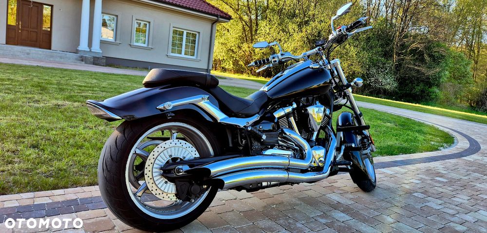 Yamaha Raider - 32
