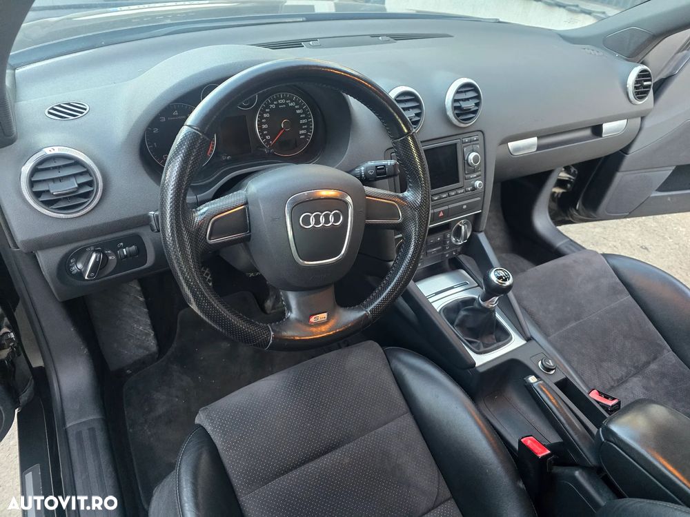 Audi A3 1.8 TFSI ack S line Sportpaket Plus - 18