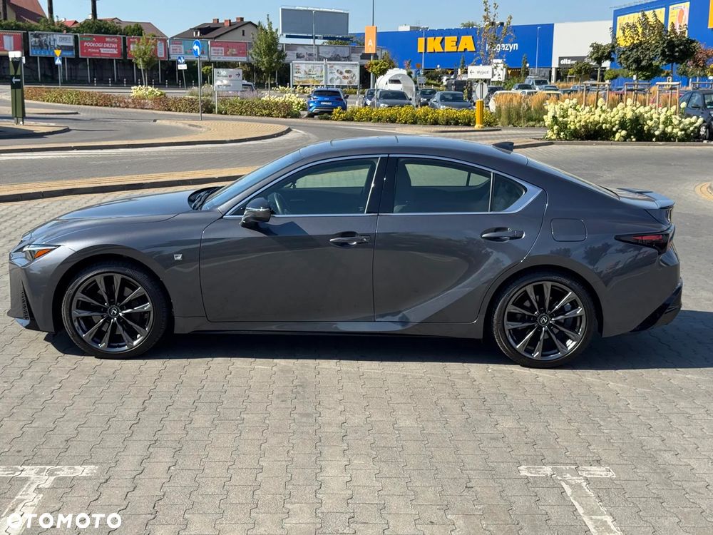 Lexus IS - 20