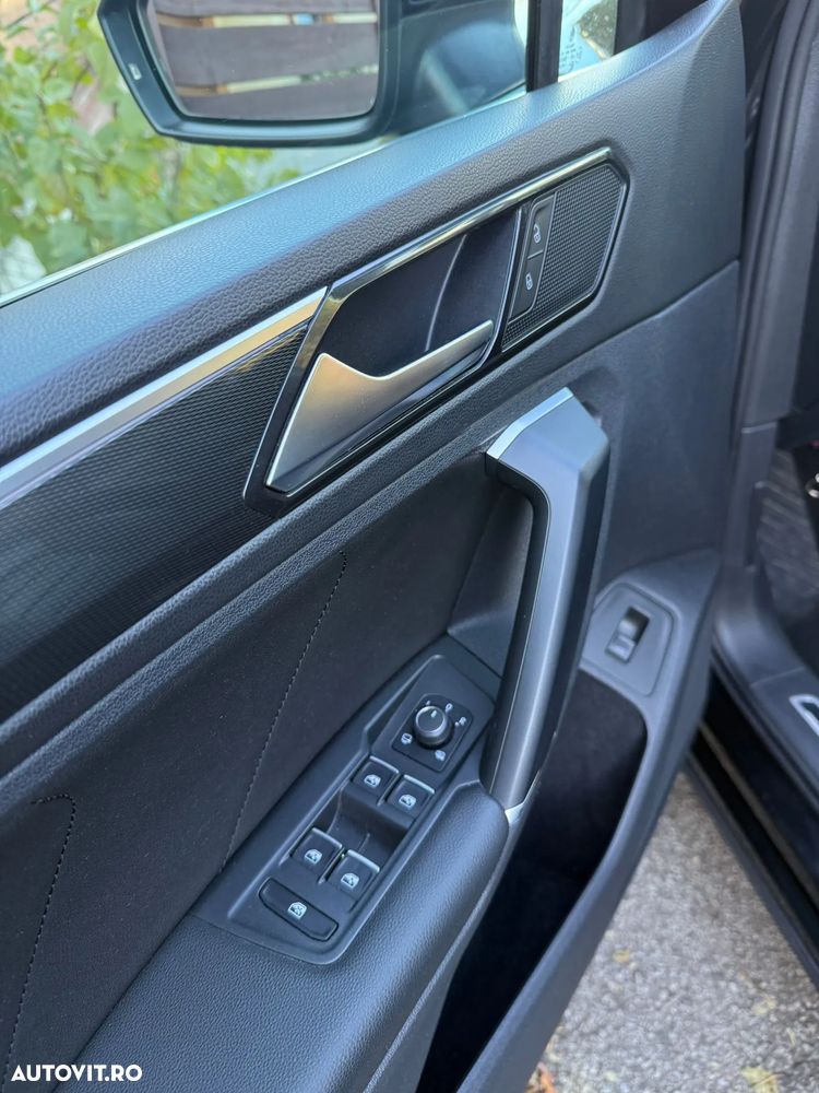 Volkswagen Tiguan 2.0 TDI SCR 4MOTION (BlueMotion Techn.) DSG Highline - 26