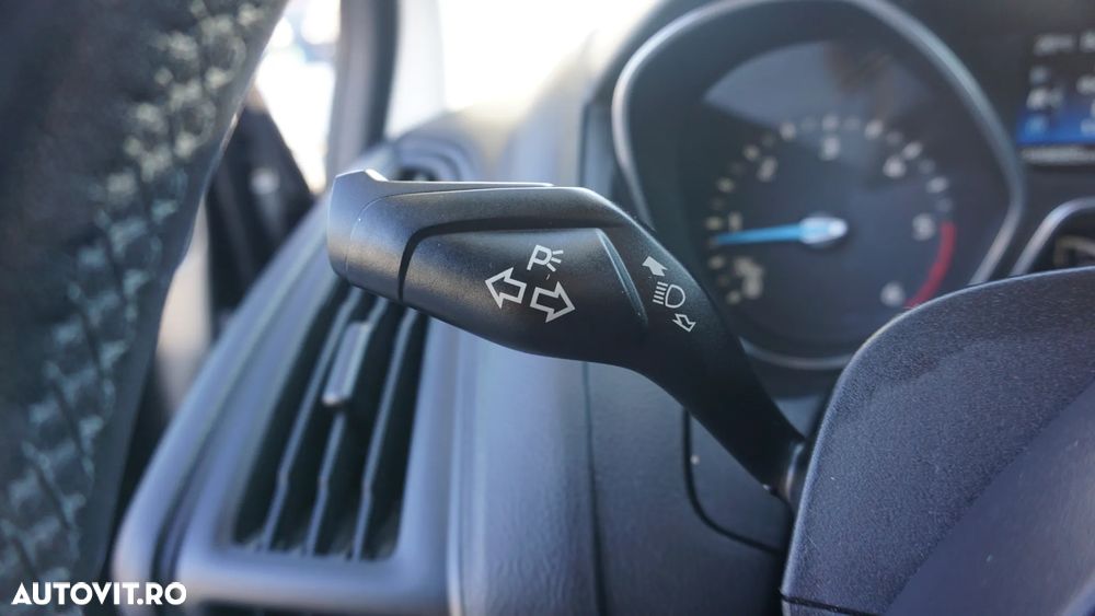 Ford Focus 1.5 TDCi DPF Start-Stopp-System Aut. Business - 20