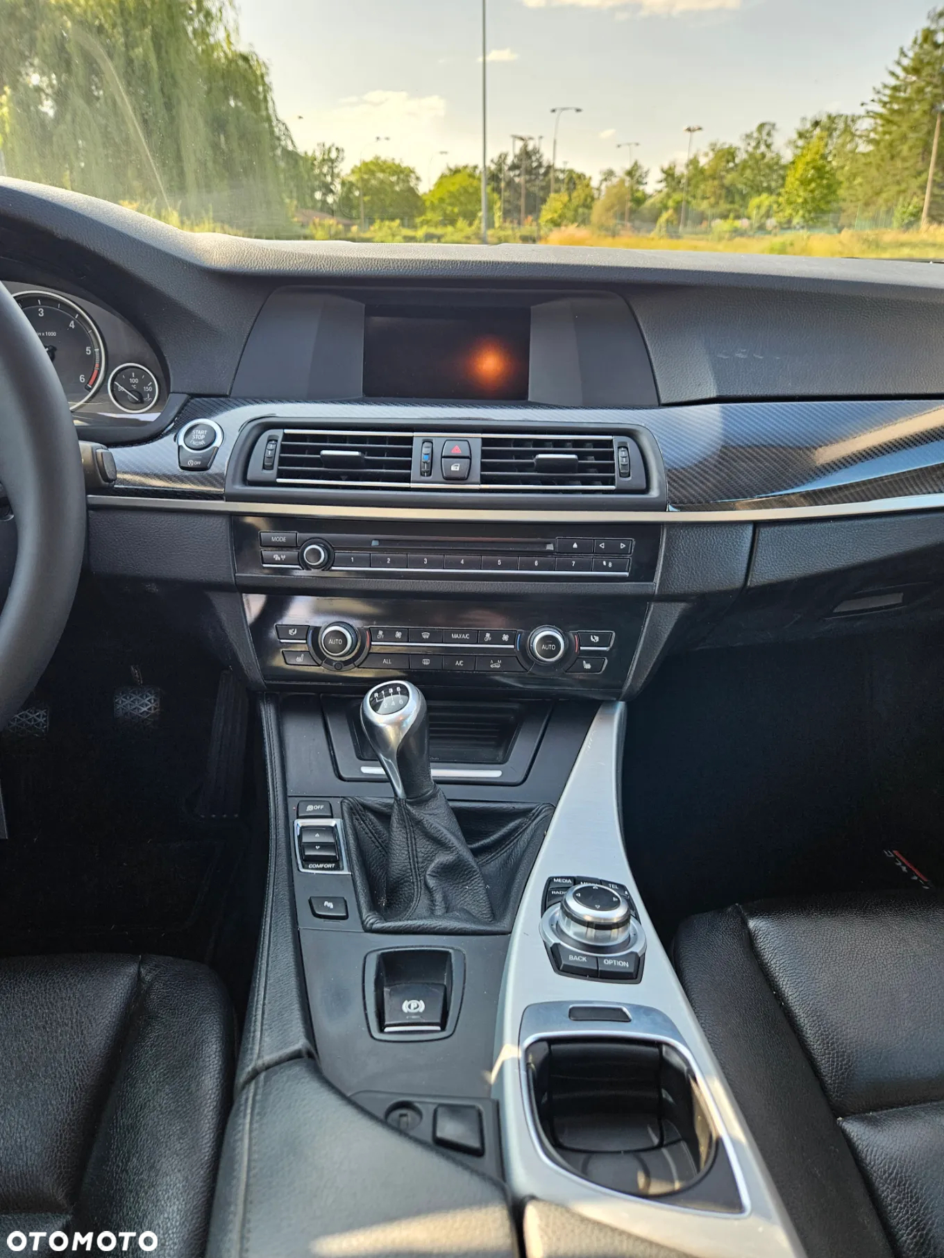 BMW Seria 5 525d - 11