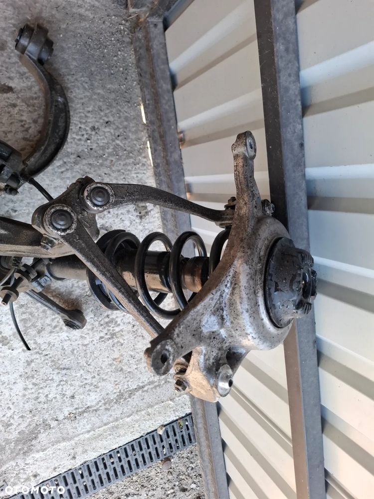 ZWROTNICA PRAWA PRAWY WAHACZE ZACISK 322mm MCPHERSON AUDI A4 B8 A5 8T Q5 2.0TDI SLASK WYSYLKA - 3