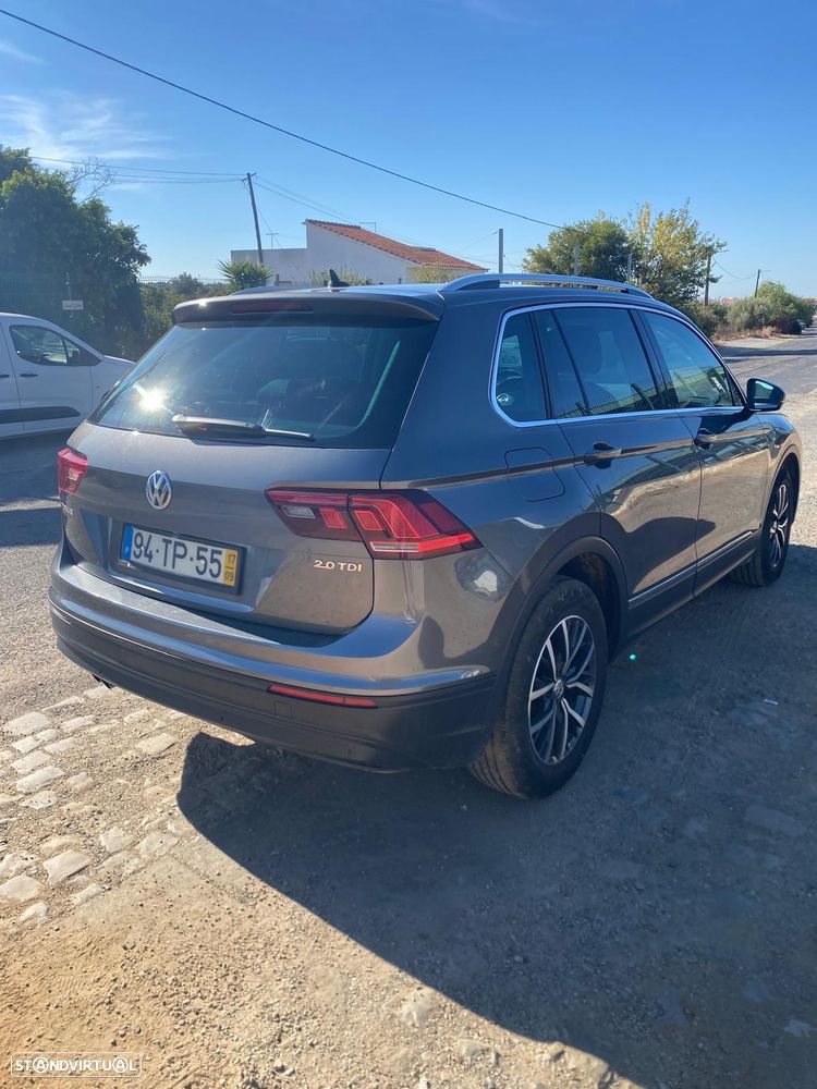 VW Tiguan 2.0 TDI Confortline DSG - 3