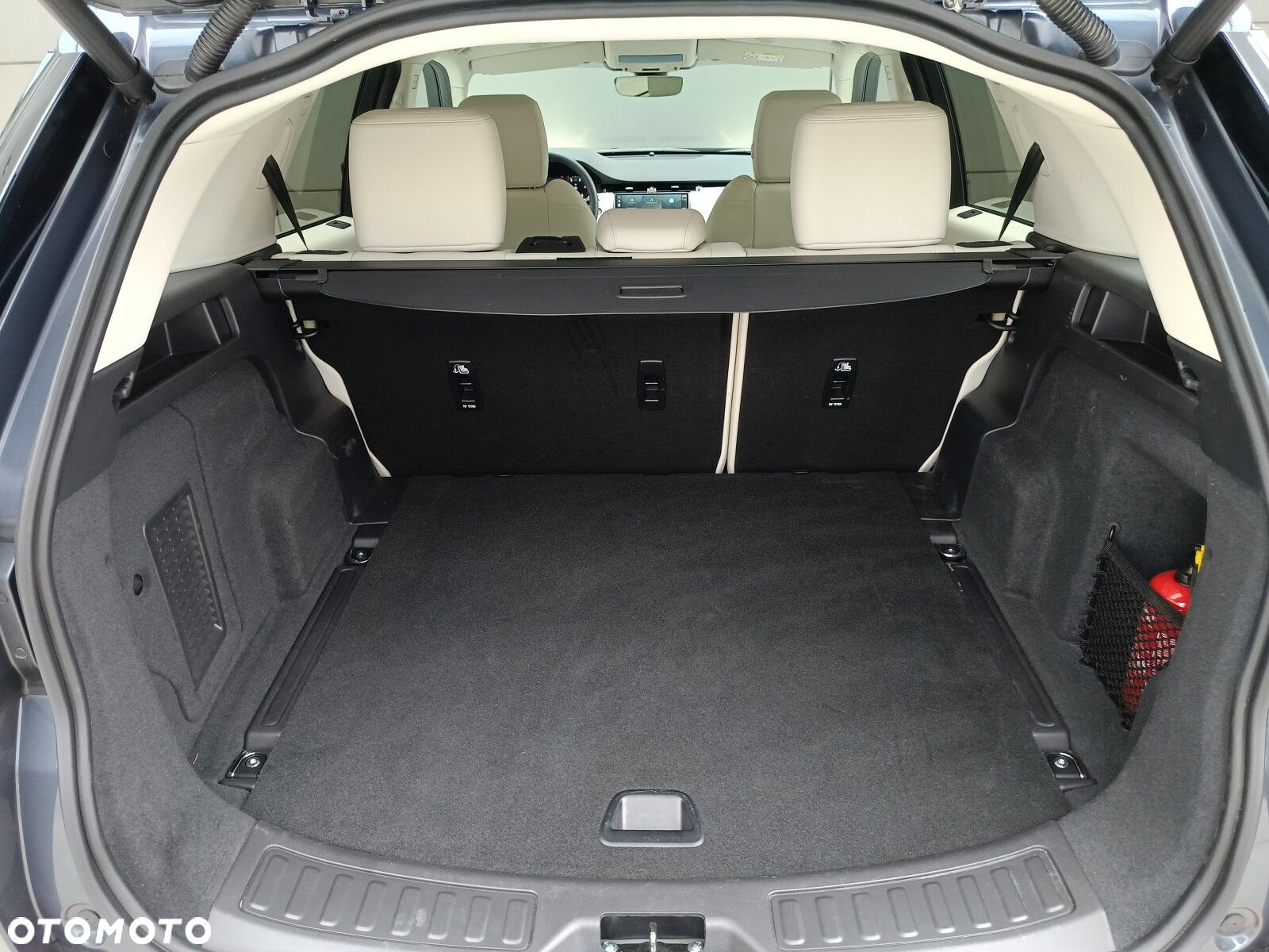 Land Rover Discovery Sport - 18