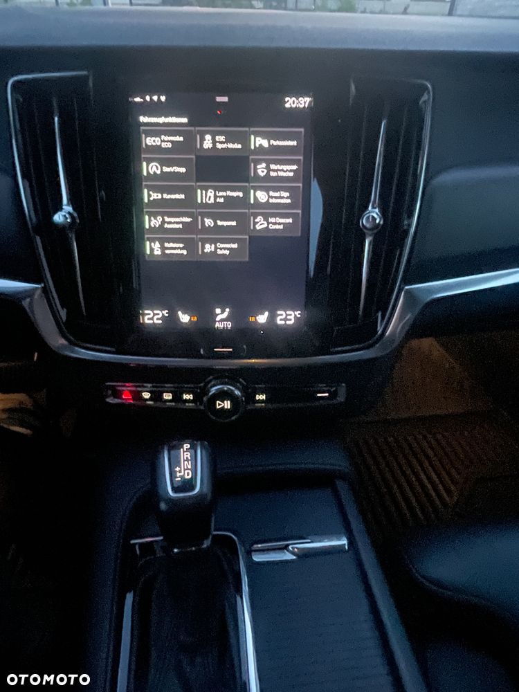 Volvo V90 Cross Country D5 AWD Geartronic Pro - 18