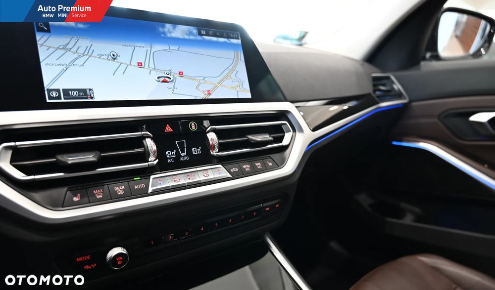 BMW Seria 3 320d xDrive Luxury Line - 7