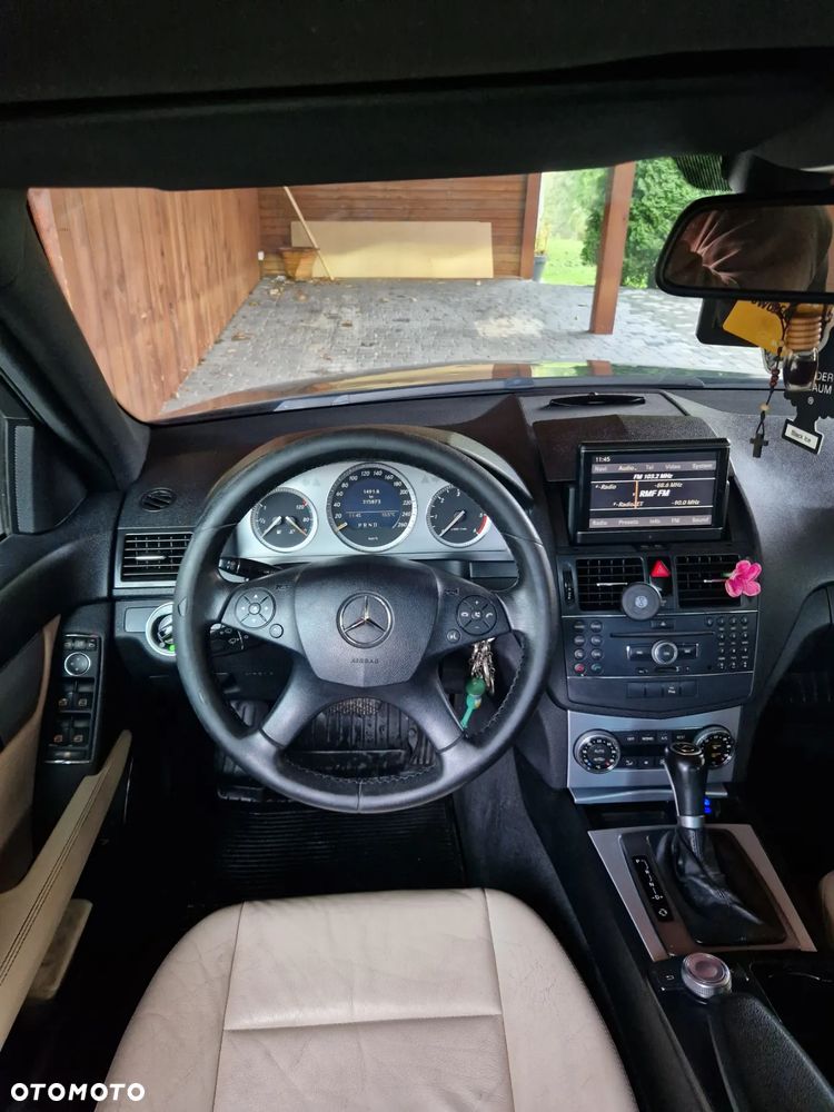 Mercedes-Benz Klasa C 350 CDI 4-Matic Elegance - 8
