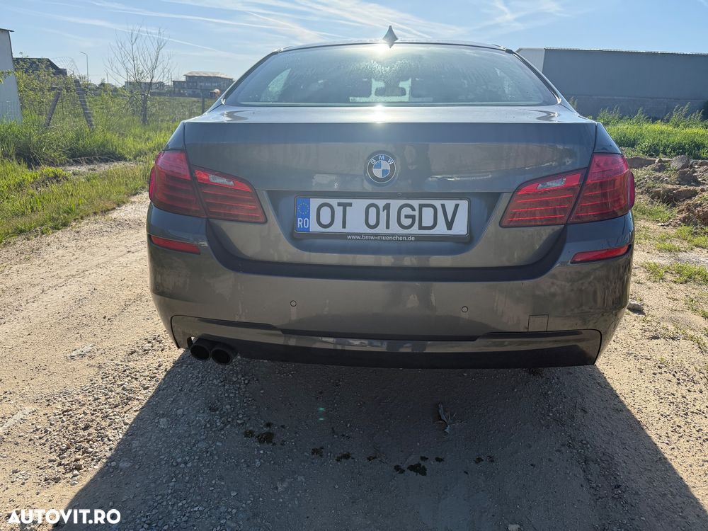 BMW Seria 5 525d Sport-Aut. - 4