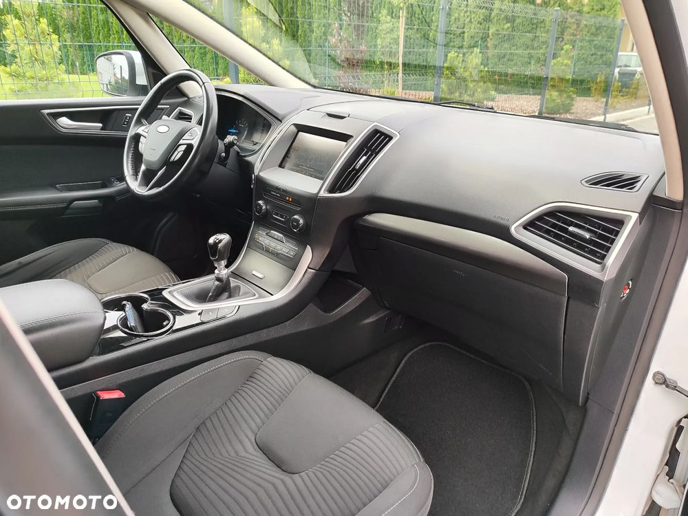 Ford S-Max 2.0 TDCi Trend - 11