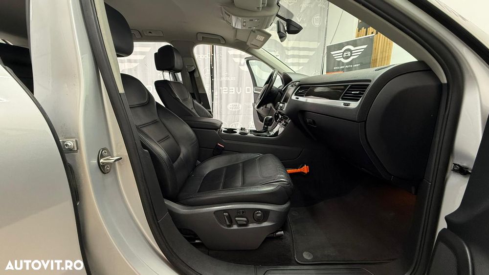 Volkswagen Touareg - 20