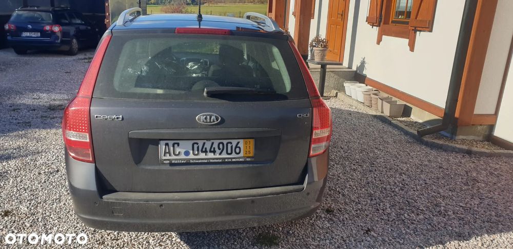 Kia Ceed - 3