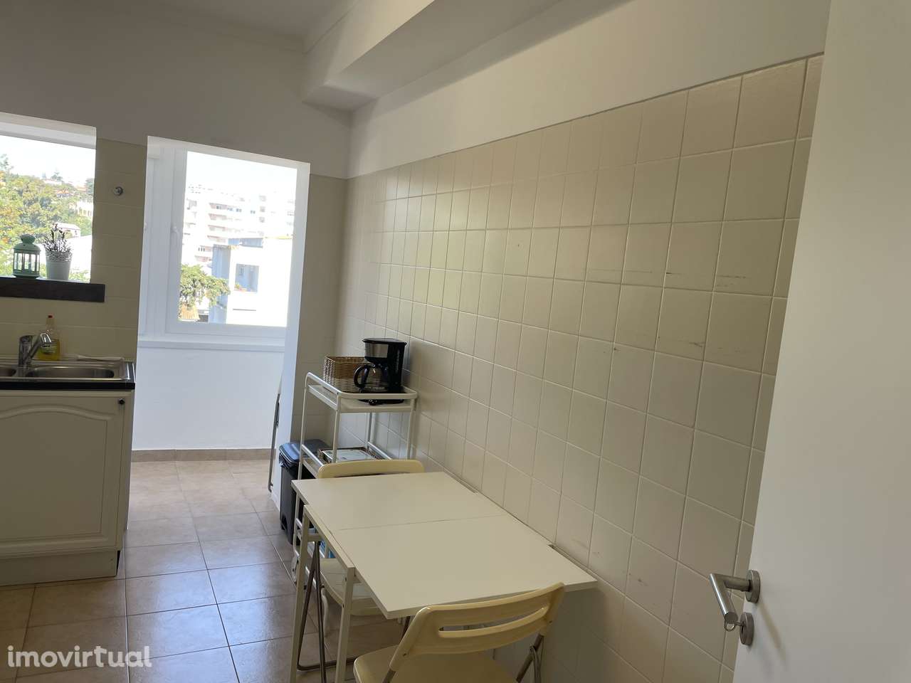 T2 com varanda, terraço e ar condicionado em Cascais - Grande imagem: 2/16