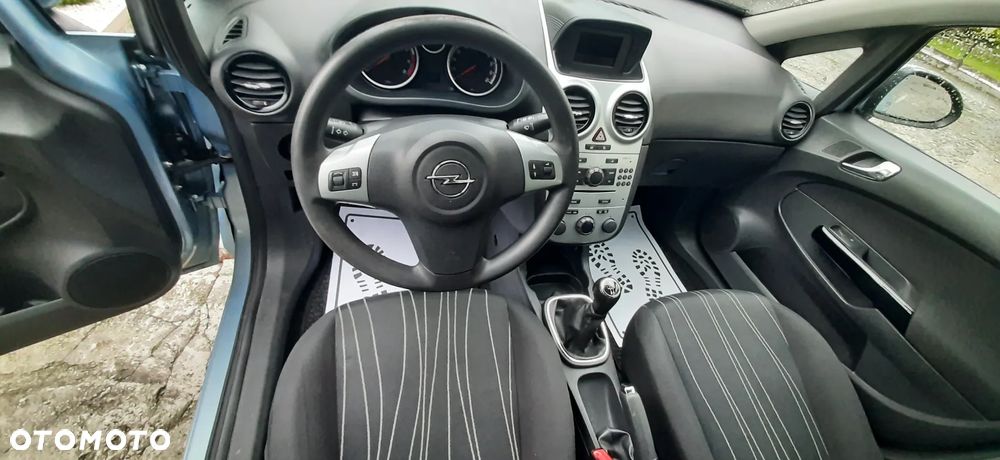 Opel Corsa - 31