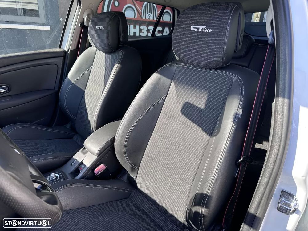 Renault Mégane Sport Tourer 1.5 dCi GT Line - 19