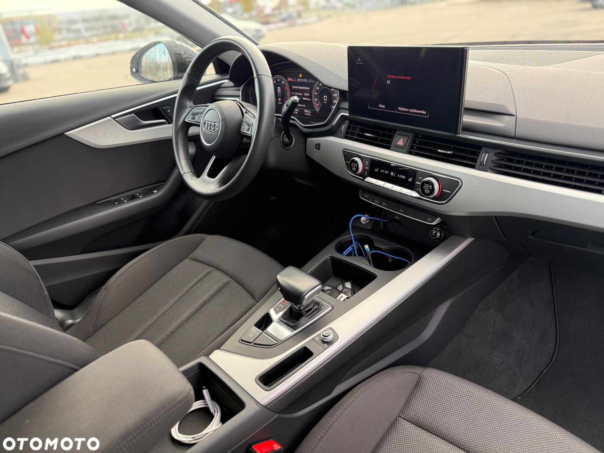 Audi A4 Avant 35 TFSI S tronic advanced - 25