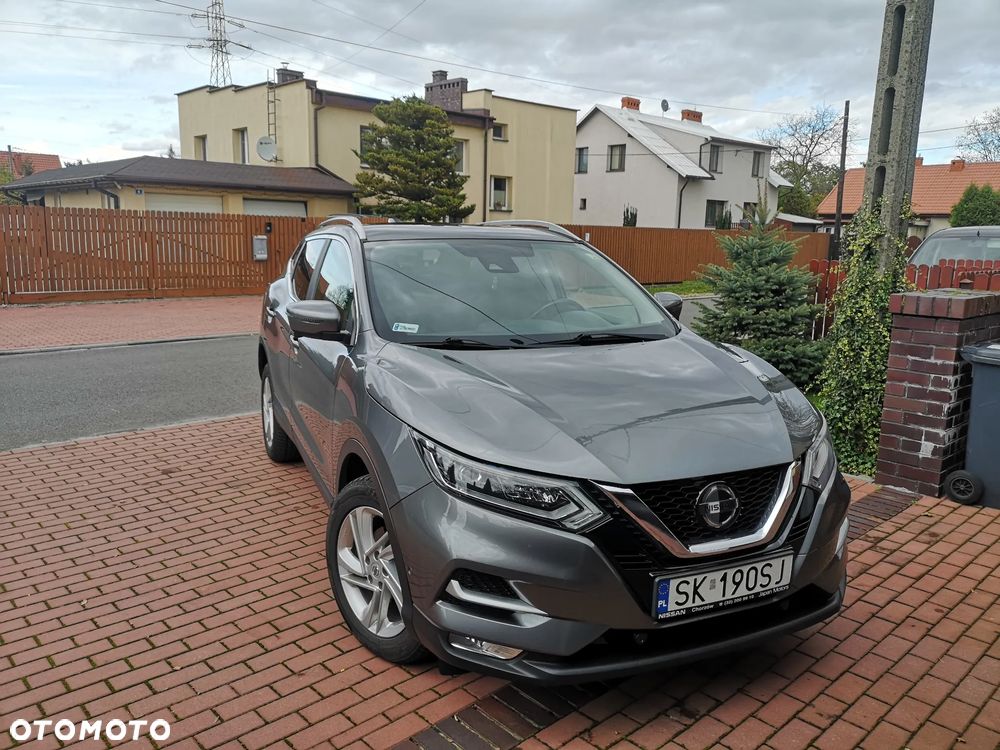 Nissan Qashqai 1.7 dCi 4x4 Tekna - 1