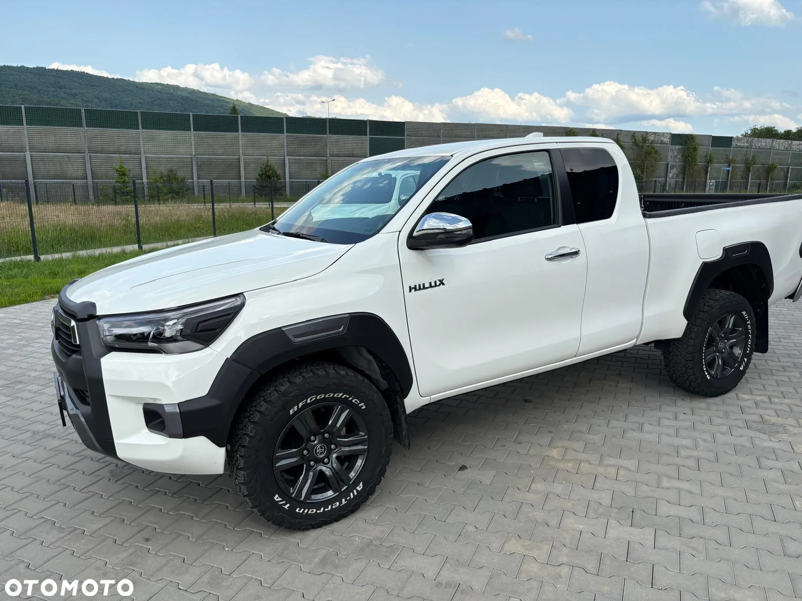 Toyota Hilux 2.8 D-4D Double Cab SR5 4x4 - 4