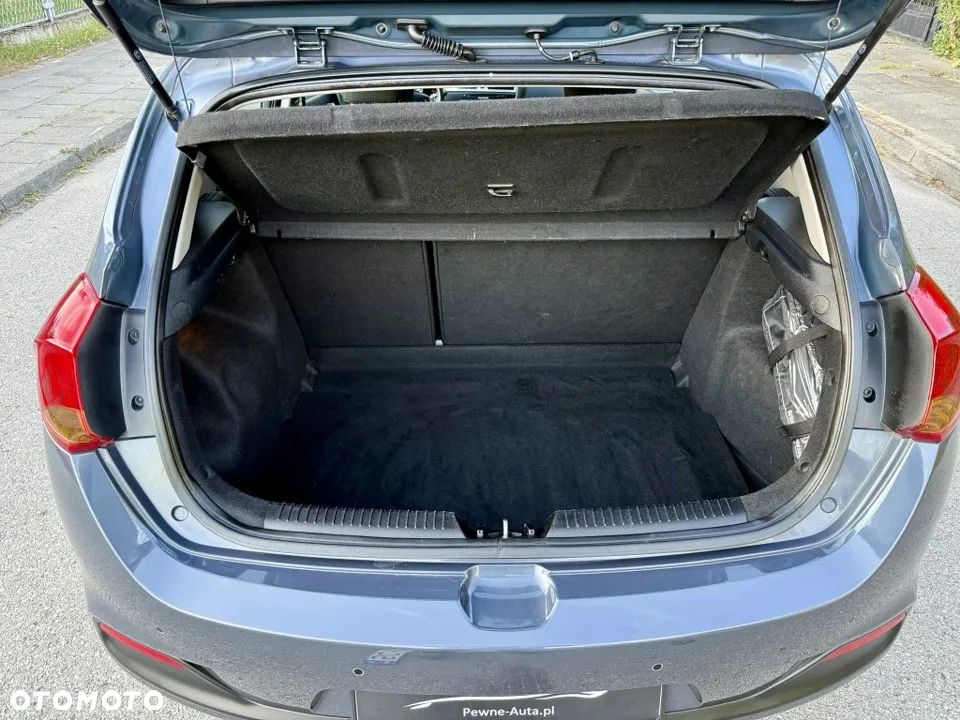 Kia Ceed 1.4 CVVT ISG Dream Team Edition - 36