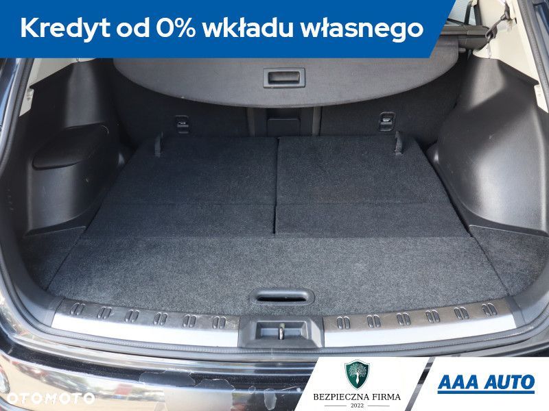 Nissan Qashqai+2 - 13