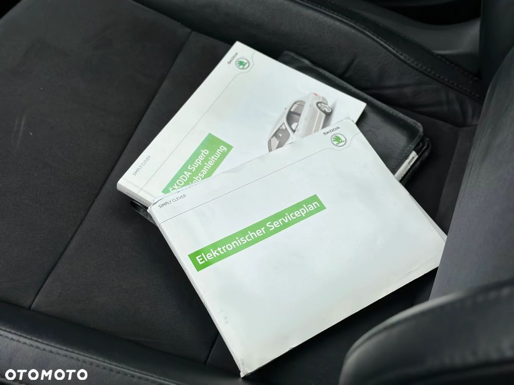 Skoda Superb 2.0 TDI Active DSG - 26