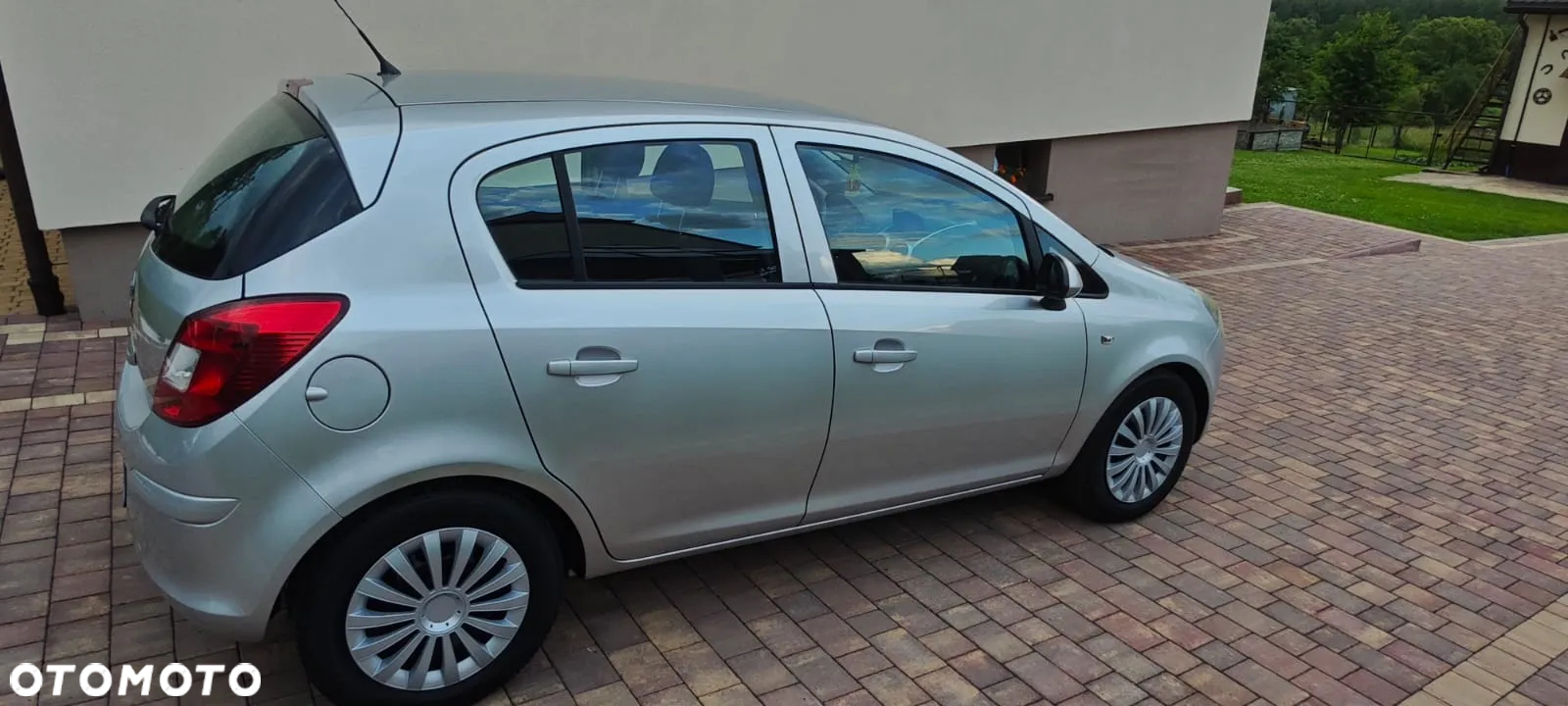 Opel Corsa 1.4 16V Innovation 110 Jahre - 8
