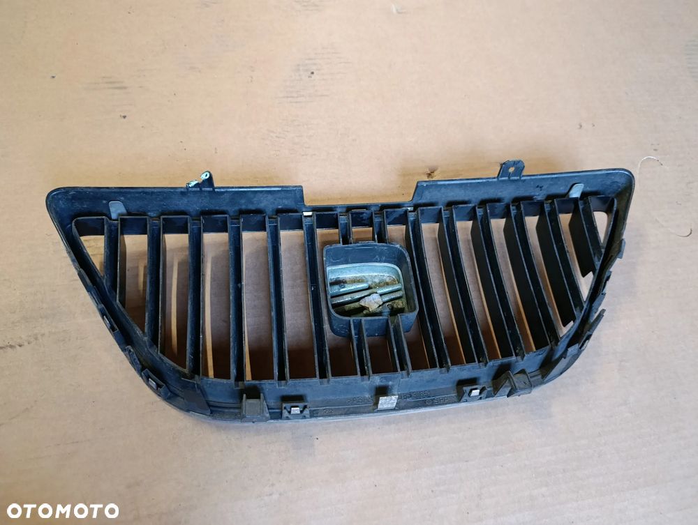 SEAT IBIZA IV 4 GRILL ATRAPA ZDERZAKA PRZÓD 6J0853651 - 5