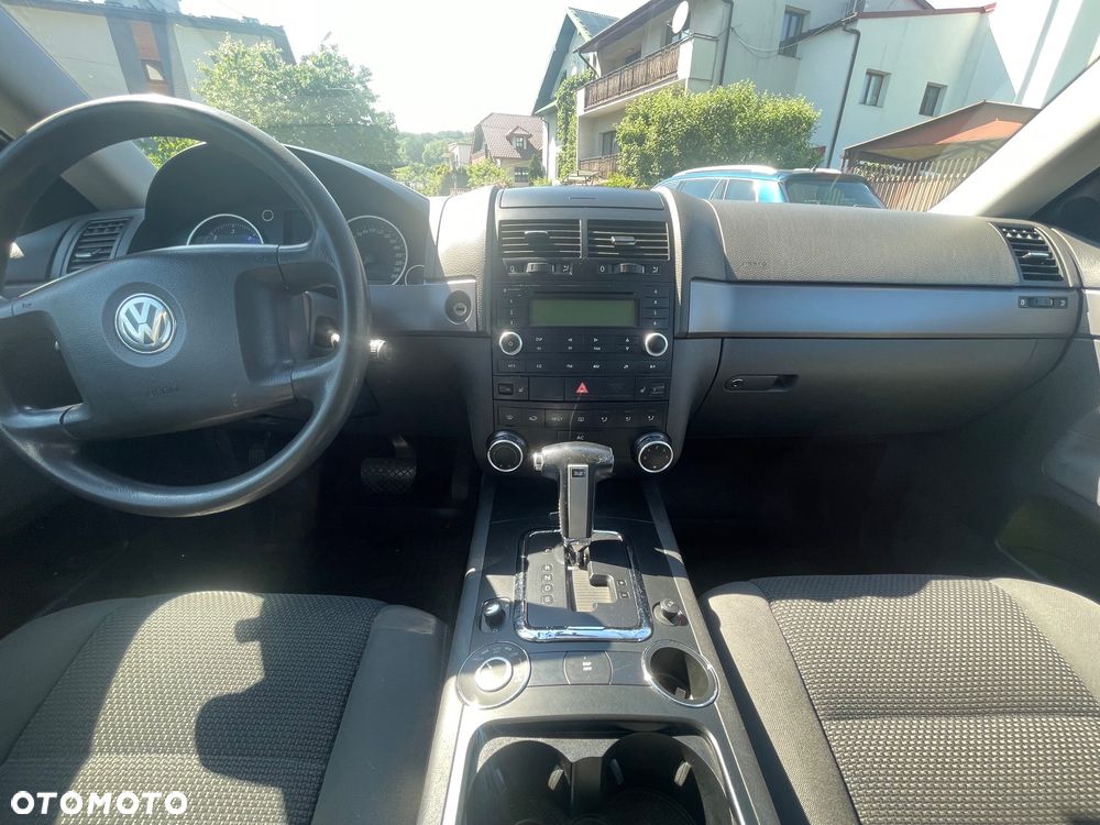 Volkswagen Touareg - 9
