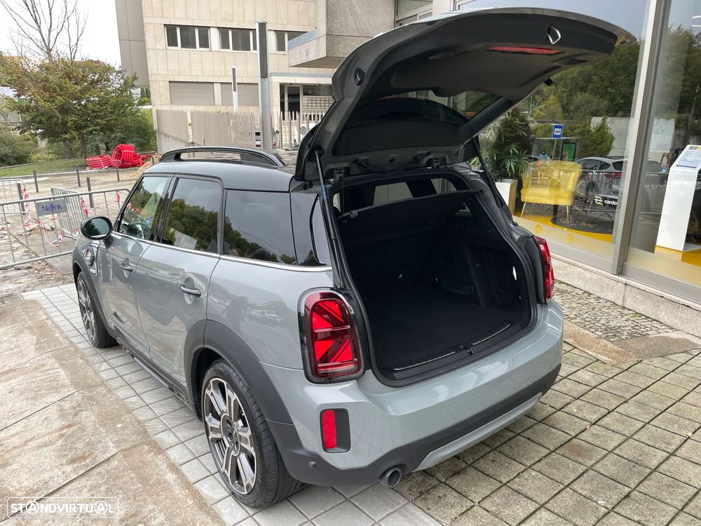 MINI Countryman Cooper SE ALL4 Auto - 39