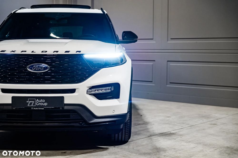 Ford Explorer 3.0 EcoBoost PHEV 4WD ST-Line - 11