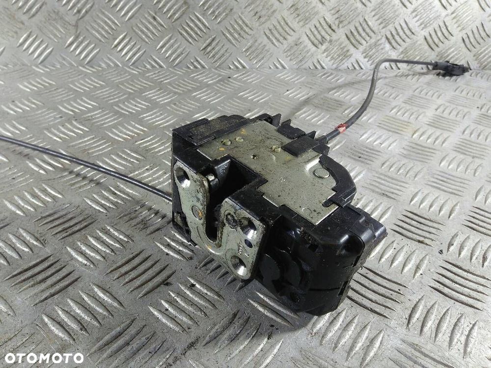 ZAMEK DRZWI LEWY PRZEDNI NISSAN NOTE - 2