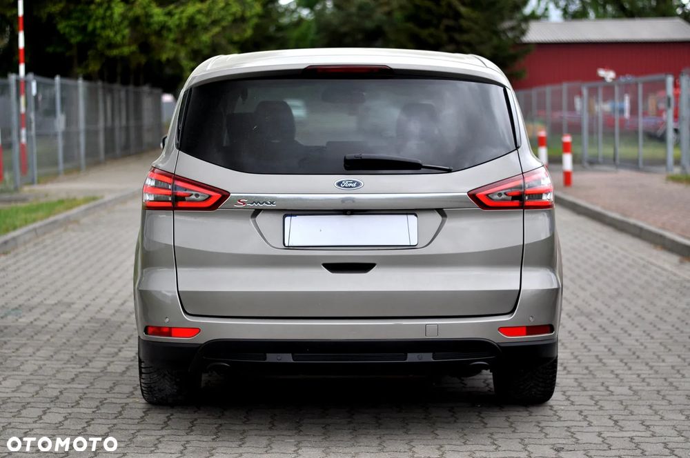 Ford S-Max - 7