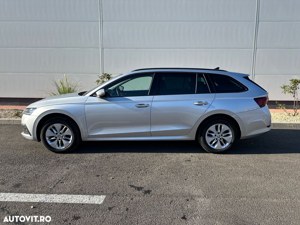 Skoda Octavia Combi 2.0 TDI Style - 2
