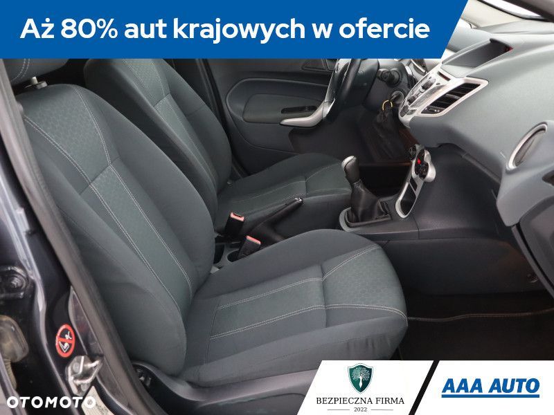 Ford Fiesta - 10