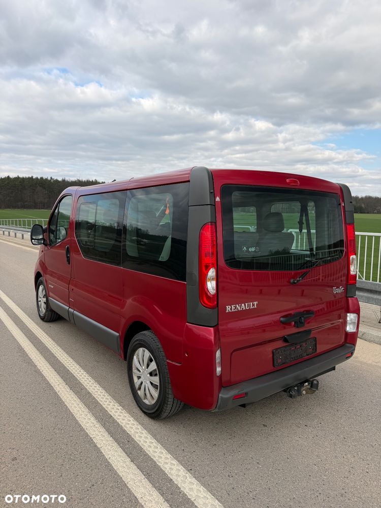 Renault Trafic L1H1 Passenger Lux - 4