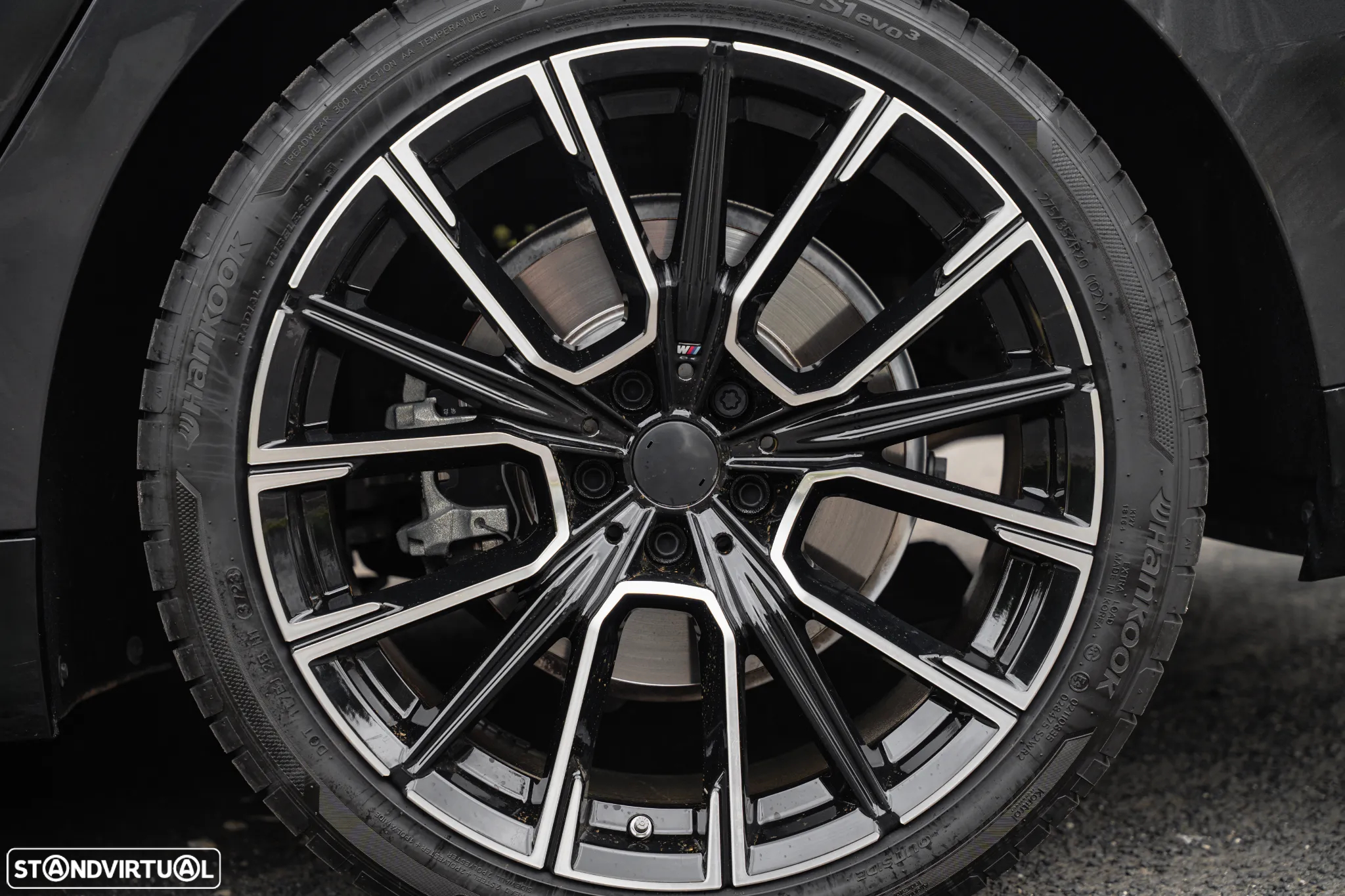BMW 520 d Pack Desportivo M - 14