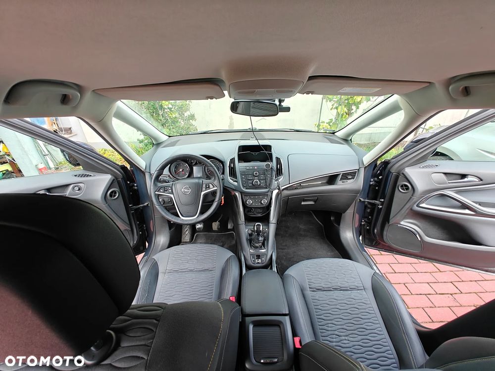 Opel Zafira 2.0 CDTI Cosmo - 4