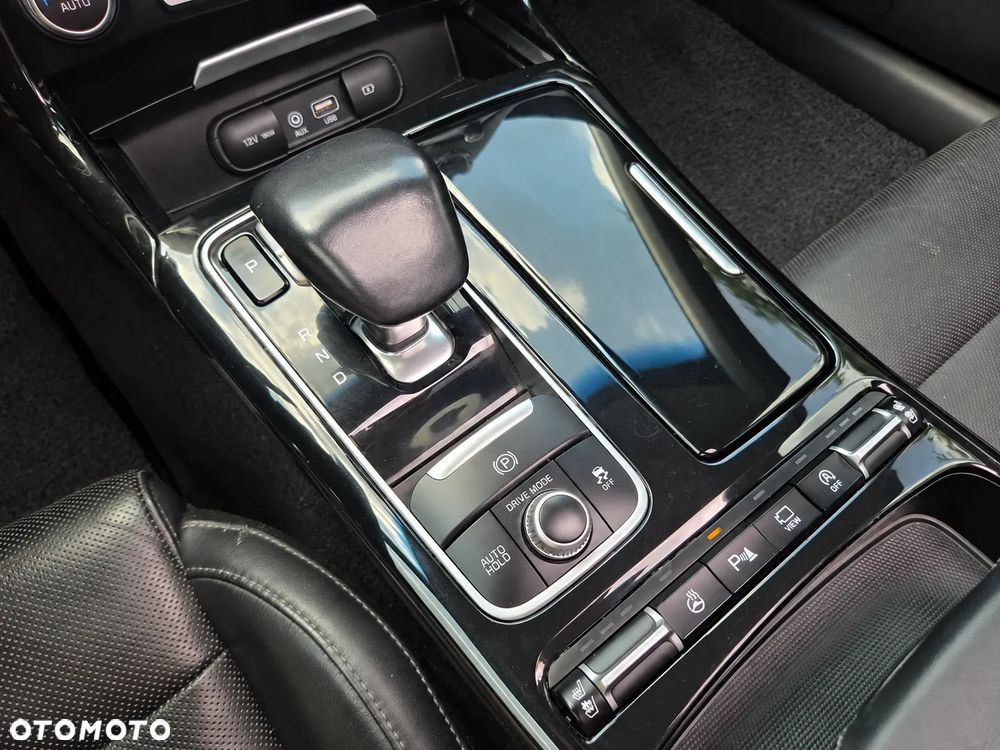 Kia Stinger - 13