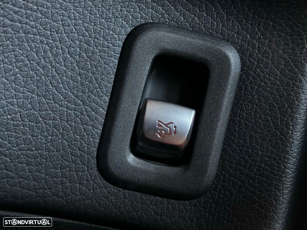 Mercedes-Benz GLC 200 d 4Matic 9G-TRONIC AMG Line - 19