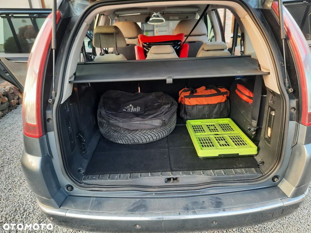 Citroën C4 Grand Picasso 2.0 16V EGS6 Exclusive - 27