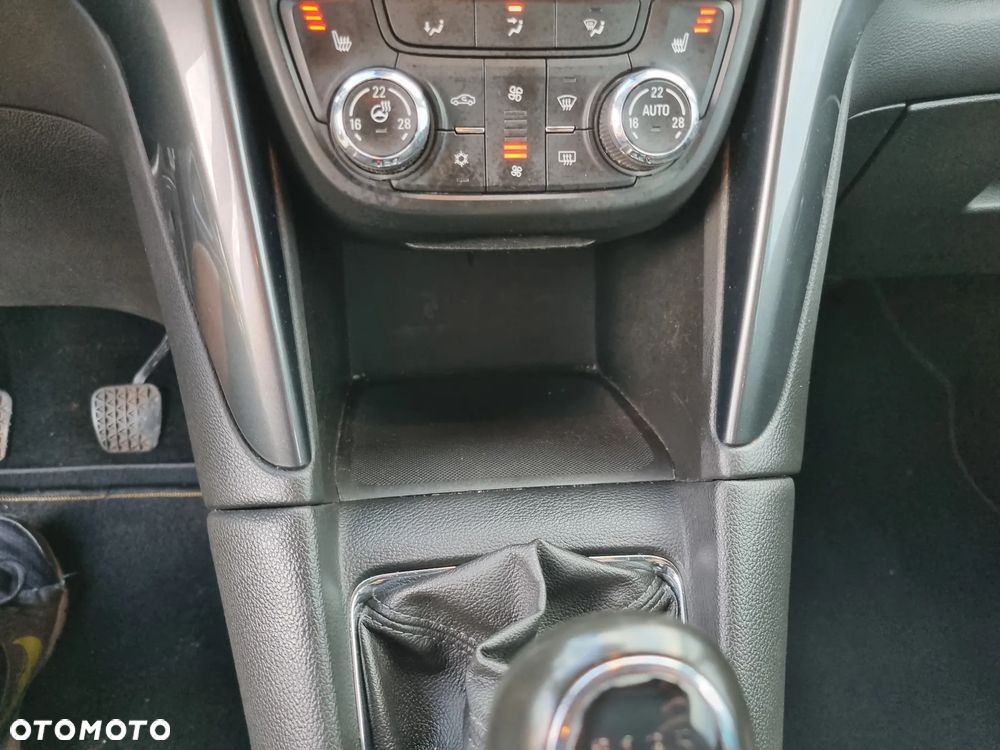 Opel Zafira Tourer 1.4 Turbo Innovation - 18