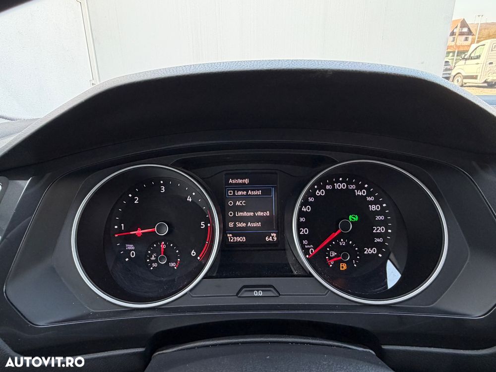 Volkswagen Tiguan 2.0 TDI SCR 4MOTION DSG Elegance - 20